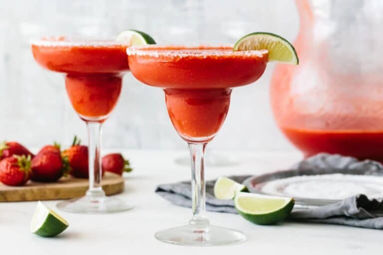 Κοκτέιλ μαργαρίτα: Margarita με φράουλα για ένα υπέροχο κοκτέιλ