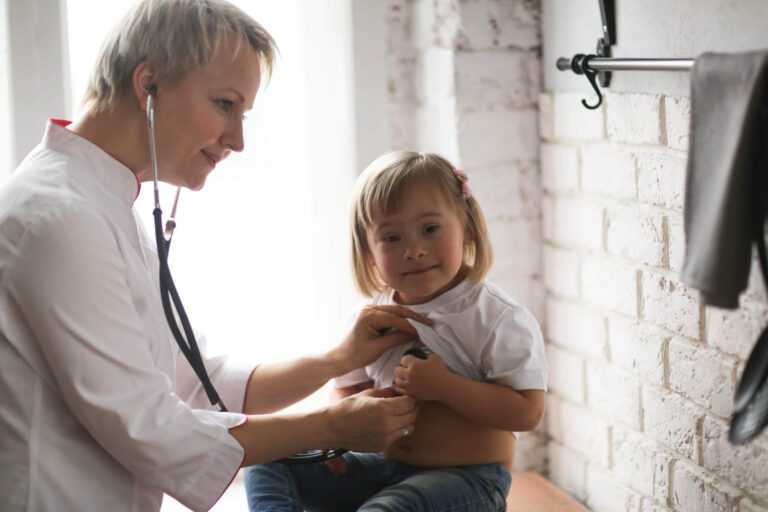 Αναπτυξιακή διαταραχή: 1 στα 10 παιδιά πάσχουν από αναπτυξιακή αναπηρία