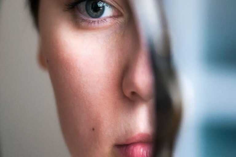 Αντίληψη εαυτός: Πώς αλλάζει η αντίληψη για τον εαυτό μας καθώς μεγαλώνουμε;