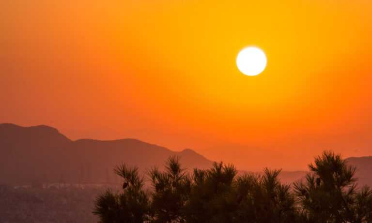 Η άνοδος της θερμοκρασίας στην Ελλαδα είναι ανεξέλεγκτη