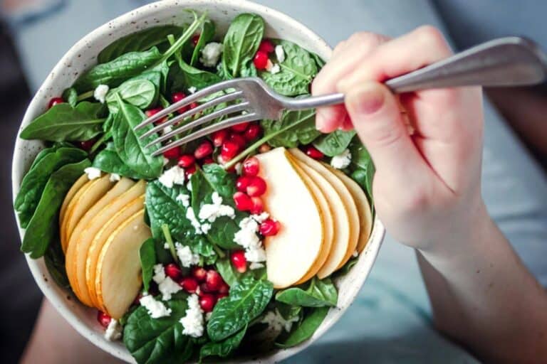 Αντικαρκινική διατροφή: Οι 5 πιο ισχυρές αντικαρκινικές τροφές για πρόληψη και προστασία