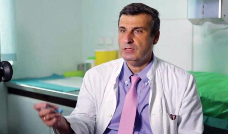 Κορωνοϊός Λουκίδης: 7 στους 10 θανάτους αποτρέπονται από τη χορήγηση αντιικών φαρμάκων, λέει ο καθηγητής