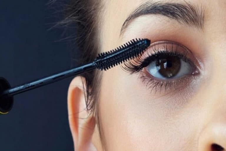 Μάσκαρα: Πώς θα εφαρμόσετε σωστά την μάσκαρά σας;