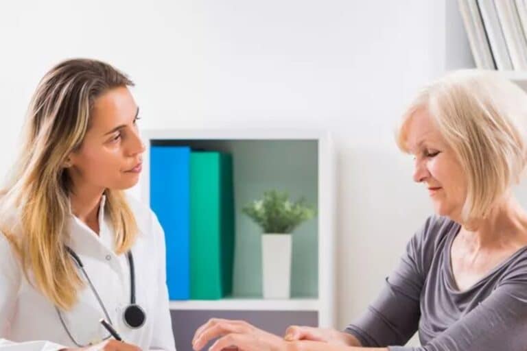 Άνοια αρτηριακή πίεση: Ο κίνδυνος άνοιας στη μετέπειτα ζωή αυξάνεται λόγω υπέρτασης