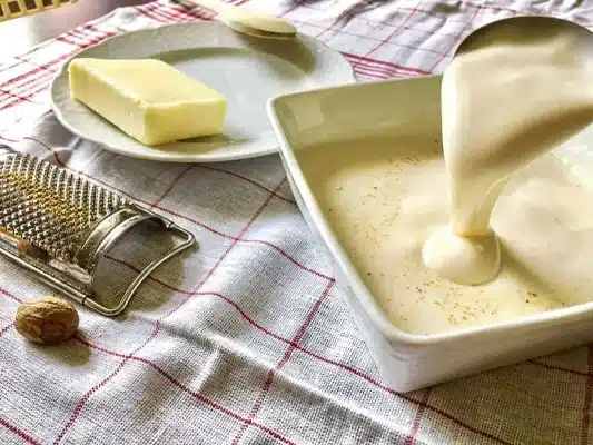 bechamel gia mousaka e1694444390169