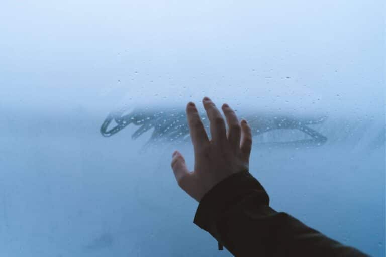 Βιρτζίνια υγεία: Η Βιρτζίνια χτίζει ένα εθνικό μοντέλο για την αντιμετώπιση της ψυχικής υγείας των εφήβων