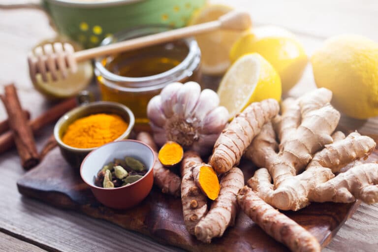 Κρυολόγημα βήχας: 3 γλυκές και εύκολες συνταγές για την αντιμετώπιση του βήχα