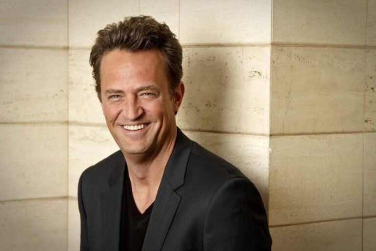 Matthew Perry: Ο Τσάντλερ από τα Φιλαράκια πέθανε στα 54 του