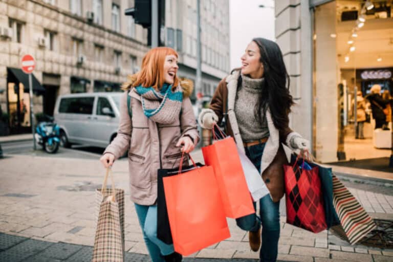 Shopping Therapy: Γιατί το Shopping therapy μας κάνει καλό;