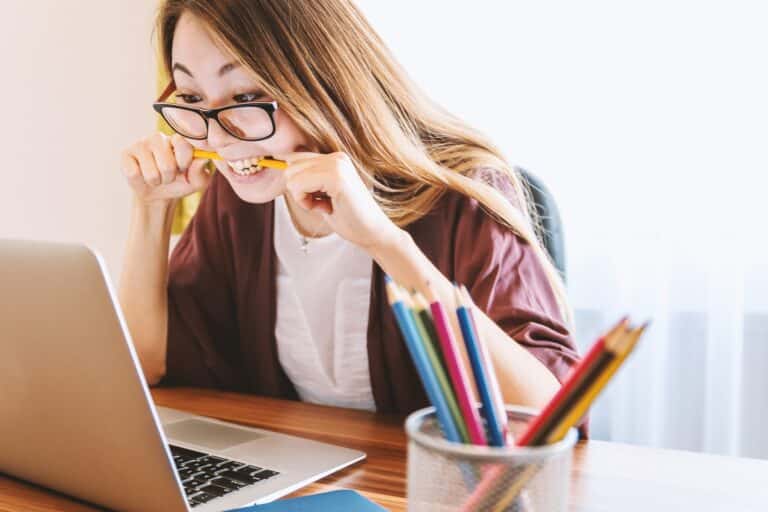 Όταν το στρες και η υπέρσκεψη αφαιρούν την ενέργειά μας