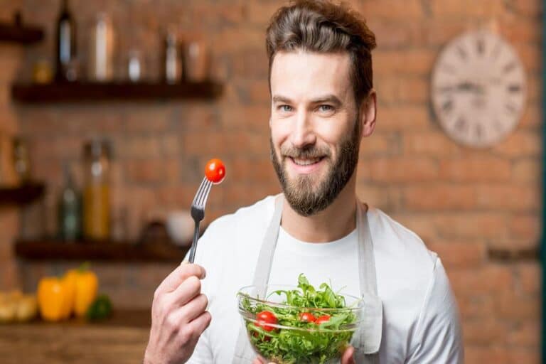 Vegan άνδρες: Γιατί πολλοί άνδρες δεν ακολουθούν μια vegan διατροφή;