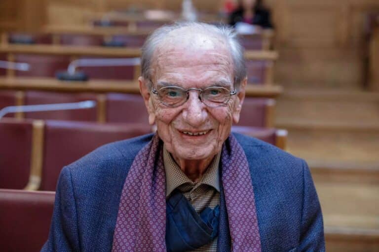 Βασίλης Βασιλικός: Πέθανε ο σπουδαίος συγγραφέας