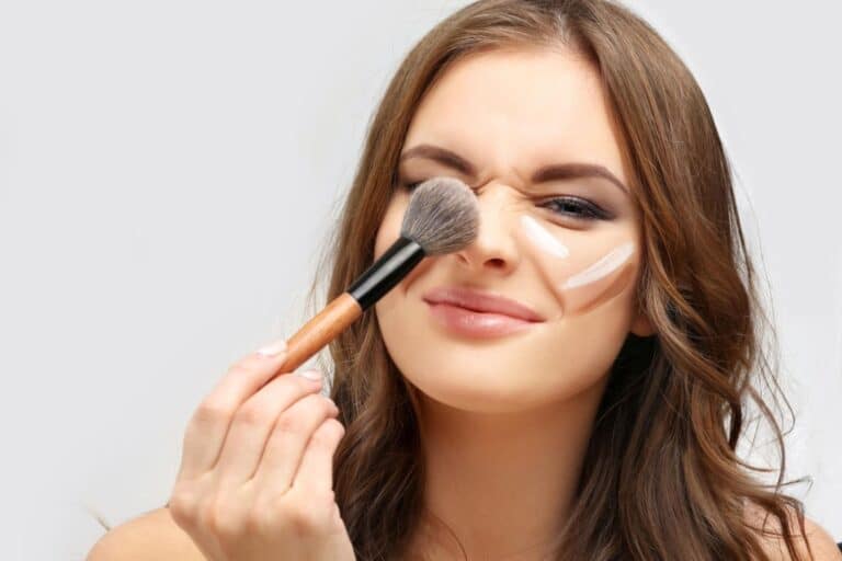 Beauty tips: Απαραίτητες συμβουλές ομορφιάς και μακιγιάζ για άψογη εμφάνιση