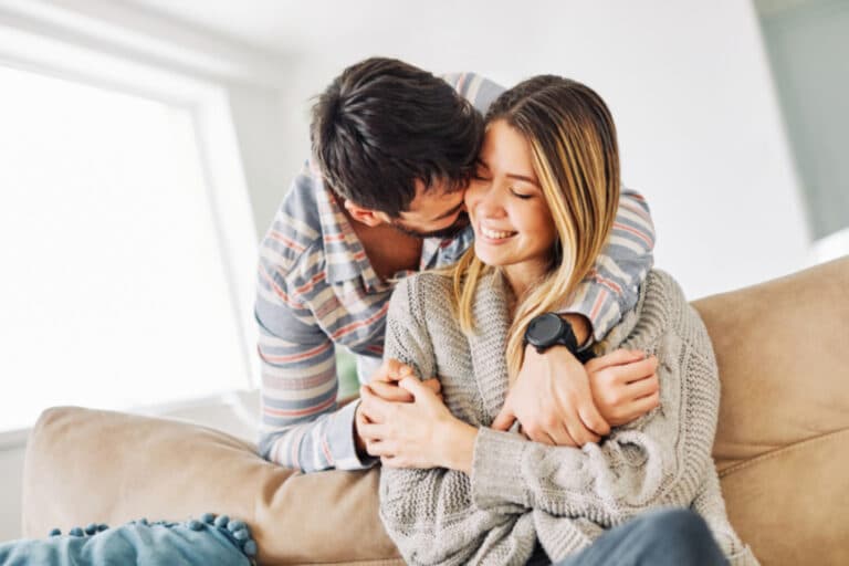 Σχέση: Tips για να μιλήσετε με τον αγαπημένο σας χωρίς δισταγμούς