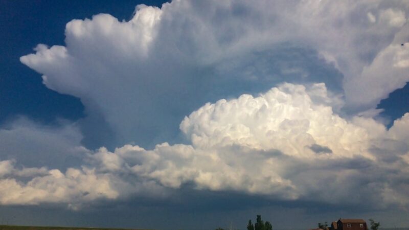 cumulonimbus capillatus incus 1040x585 1 800x450 1