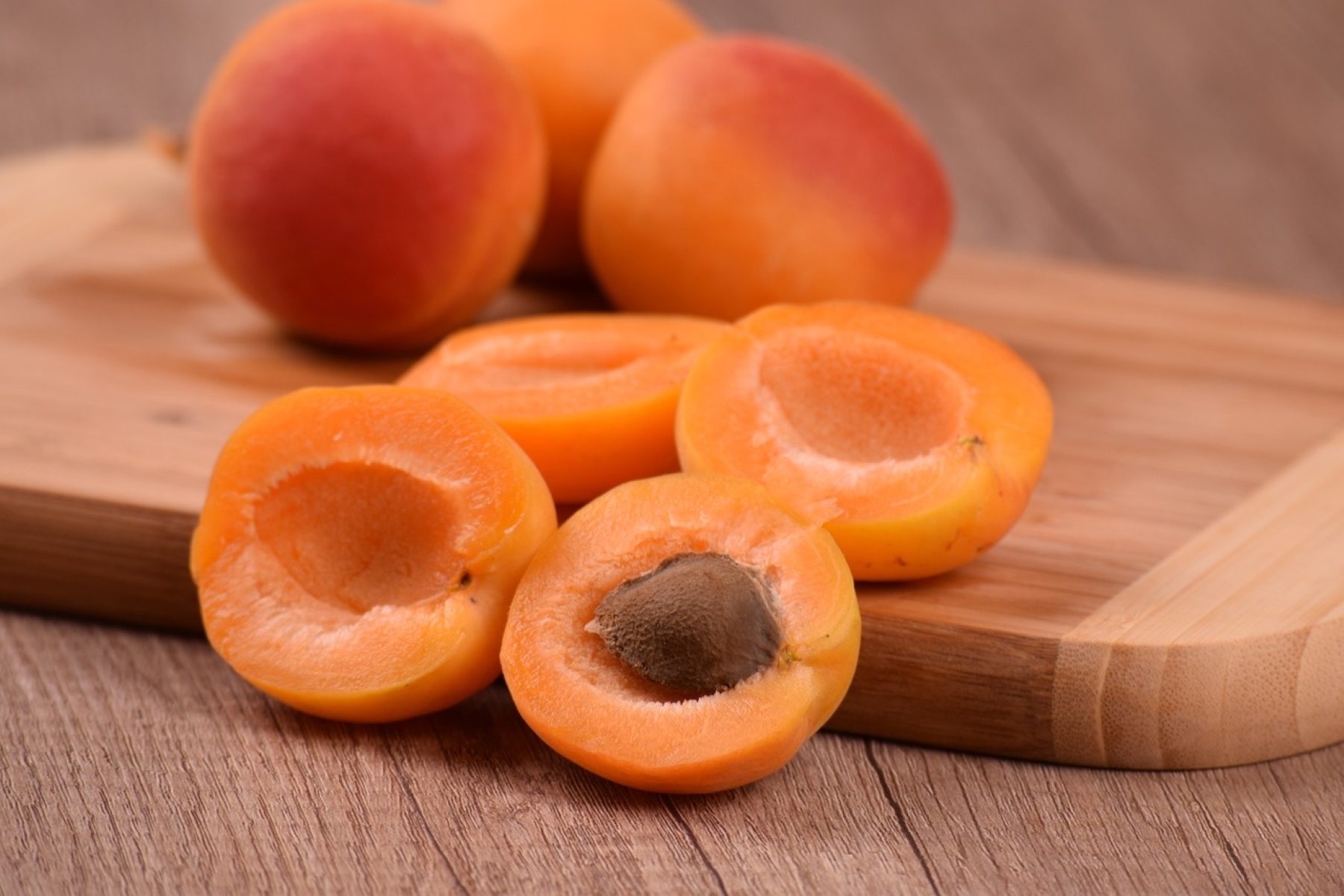 apricots 2