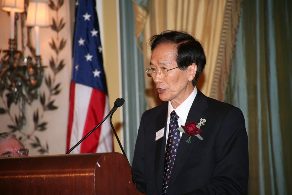 akira endo