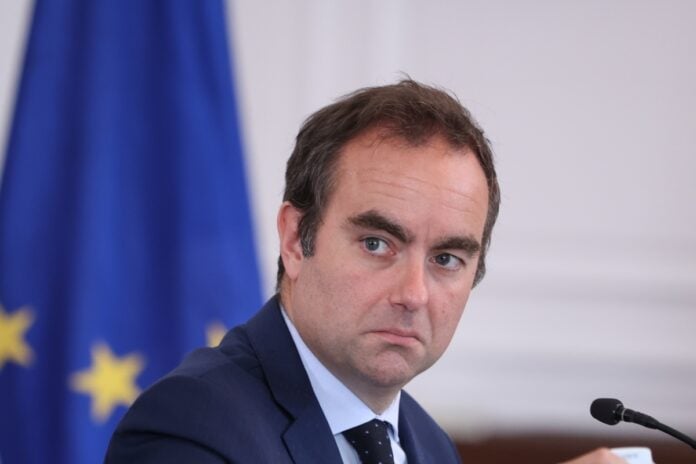 lecornu 696x464 1