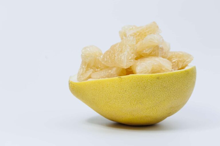 Πομέλο: Πώς βοηθά στην καταπολέμηση της δυσκοιλιότητας