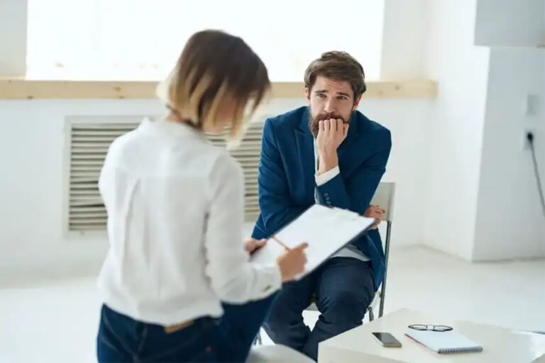 Η ψυχιατρική φροντίδα δεν εγγυάται επιστροφή στην εργασία