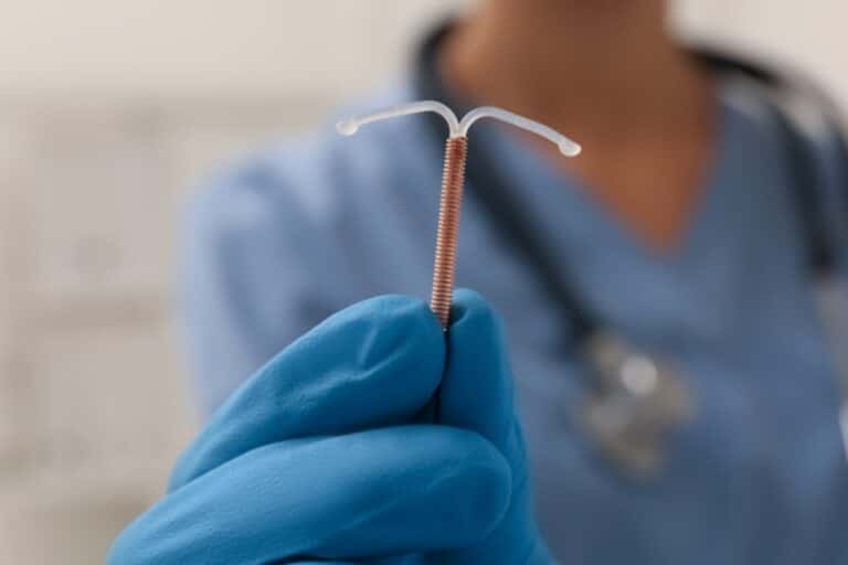 Σύλληψη: Τα προβλήματα που απορρέουν από το επιβεβλημένο σεξ