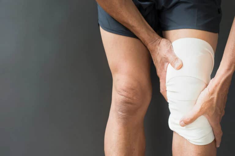 Μυϊκές συσπάσεις: Γιατί τρέμουν τα βλέφαρα και οι μύες