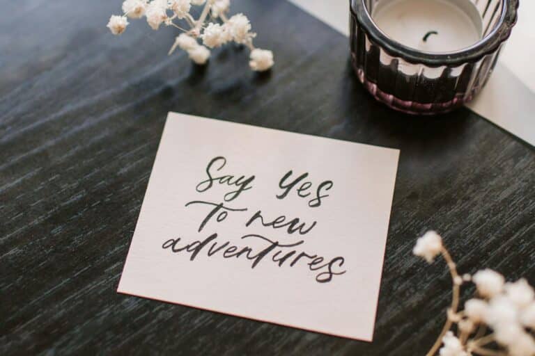 Γιατί αγαπάμε τις χειρόγραφες σημειώσεις: Ψυχολογία της γραφής