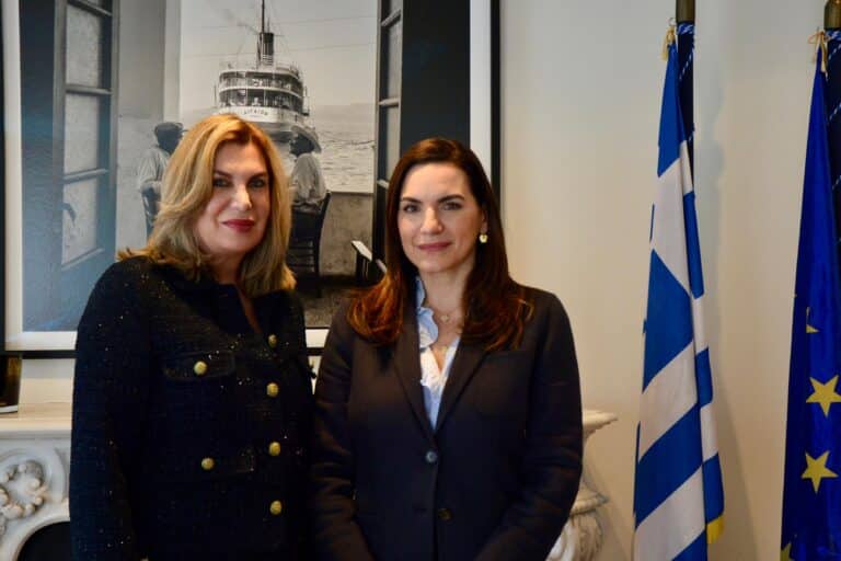 Συνάντηση Όλγας Κεφαλογιάννη με την Πρέσβειρα του Παναμά στην Αθήνα
