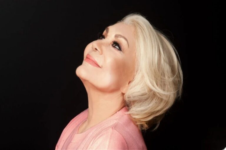 Σίγησε η φωνή μιας εποχής: Αντίο στη θρυλική Μαρινέλλα