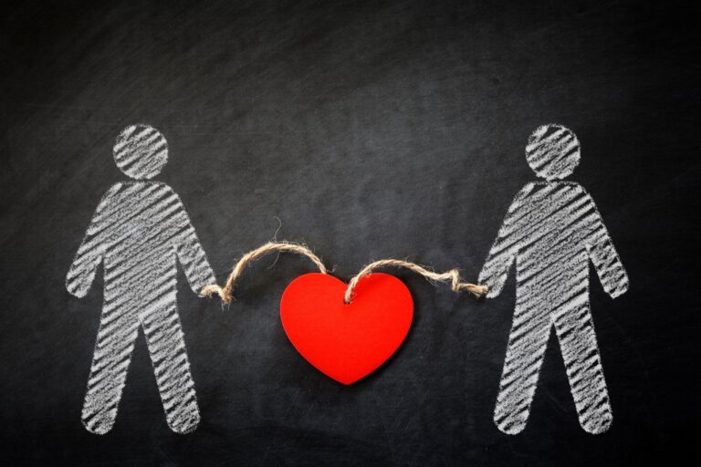 Τι σημαίνει να είσαι ασεξουαλ: Αλήθεια και μύθοι για την ασεξουαλικότητα