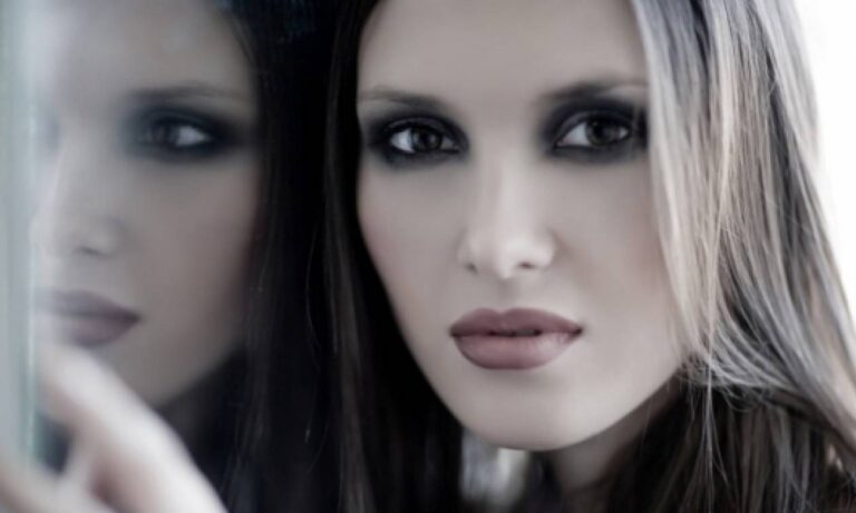 Όλοι βιώνουν την απόρριψη, αλλά δεν την βιώνουν όλοι με τον ίδιο τρόπο