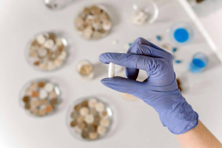 Δυσκολεύει το «παζλ» του clawback – Ρυθμίσεις στο ερανιστικό νομοσχέδιο προκαλούν αντιδράσεις