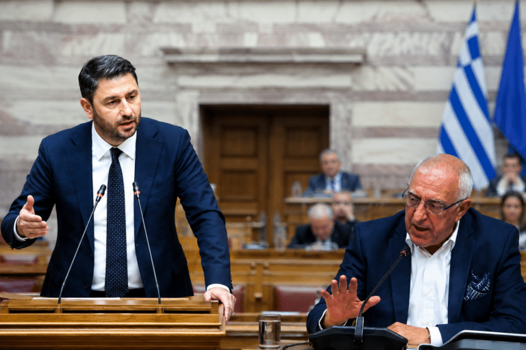 Ανδρουλάκης: Νέα πολιτική ένταση για τη διαρροή φωτογραφίας