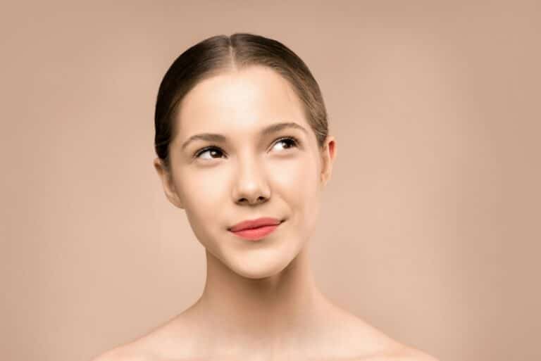 Beauty Nutrition: Πώς η διατροφή μεταμορφώνει δέρμα, μαλλιά και νύχια