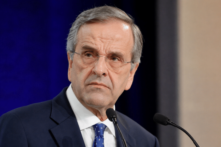 Η επιστροφή Σαμαρά: Το μήνυμα προς τη μεσαία τάξη, η πίεση στη ΝΔ και τα σενάρια για νέο κόμμα