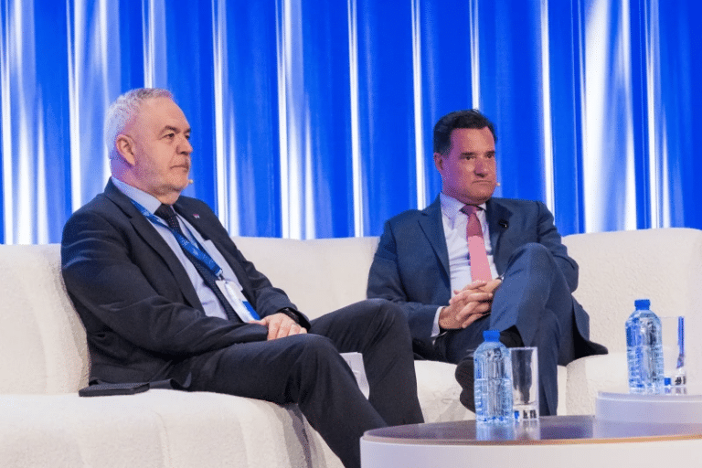 Γεωργιάδης από το ΣΦΕΕ Summit: Η καινοτομία στο φάρμακο δοκιμάζει τα συστήματα υγείας