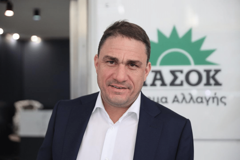 Τσουκαλάς: Να επανεξεταστεί η υπόθεση των υποκλοπών μετά τις νέες αποκαλύψεις