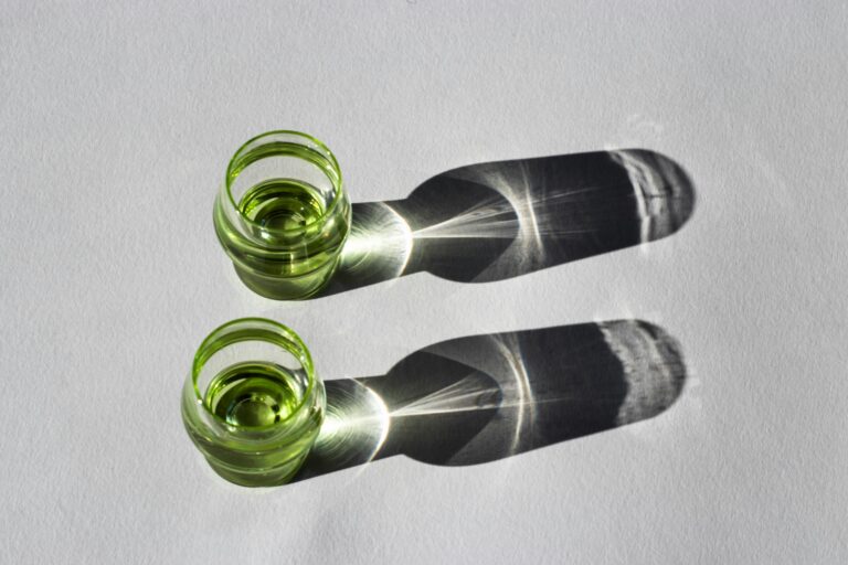 Olive Oil Shots: Μόδα ευεξίας ή πραγματικό όφελος για την υγεία;