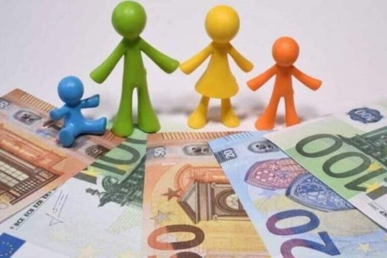Επίδομα 150 ευρώ για κάθε παιδί: Ποιοι το δικαιούνται και πότε θα μπουν τα χρήματα στους λογαριασμούς